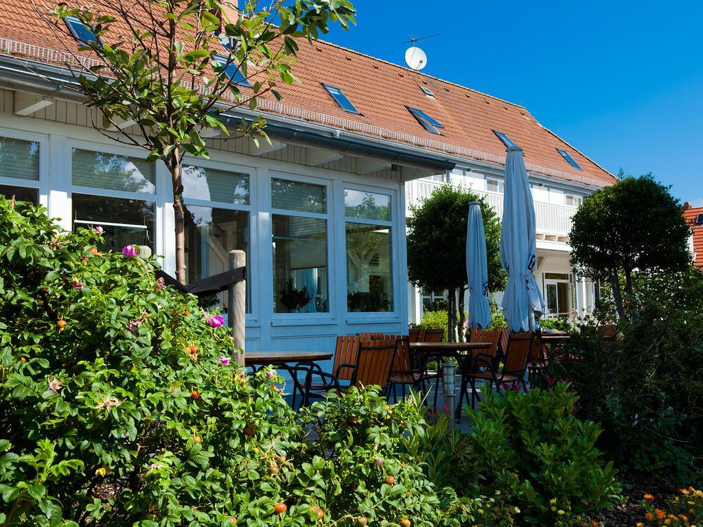 Haus am Meer Hotel Ahrenshoop Buitenkant foto